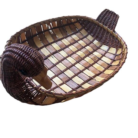 Vintage Duck Basket Cabin Decor Cottagecore - Picture 1 of 4